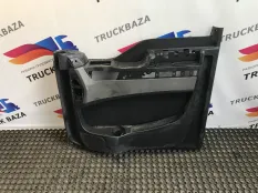 81626306110 Обшивка двери правая Man TGA, Man TGX