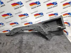 7482223396 Корпус подножек правый Renault T