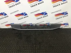 84226537 Решетка радиатора верхняя Volvo FH