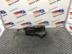 84086966 Замок дверей правой Volvo FH