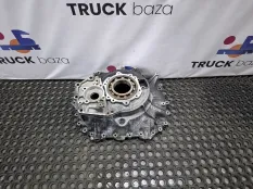 1358201028 Корпус КПП ZF задняя часть КАМАЗ 5490