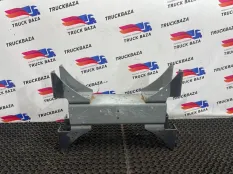 5010532064 Траверса рамы Renault Magnum