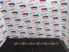 1182524 Средняя стойка полуприцепа