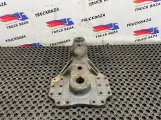 7421682255 Кронштейн крепления задней рессоры