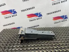 A9303100809 Кронштейн усилителя бампера правый