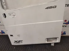 1881862 Дверь левая каркасом Daf XF106