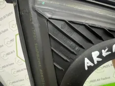уплотнитель Renault Arkana