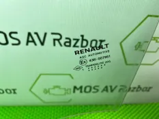 Стекло двери Renault Arkana
