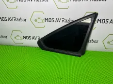 Форточка кузова Renault Arkana