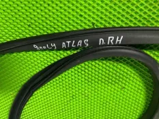 Уплотнитель двери Geely Atlas Pro
