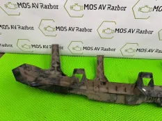 Усилитель бампера Renault Duster