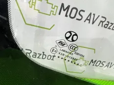 Стекло лобовое Baic U5 PLUS