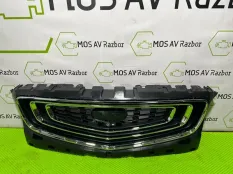 Решетка в бампер Geely Atlas Pro