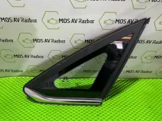 Стекло двери Baic U5 PLUS