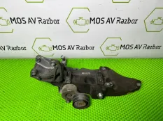 Кронштейн генератора Renault Dustеr