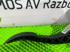 Педаль газа Geely Coolray