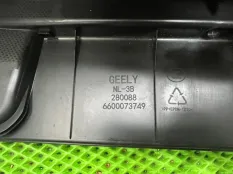 Накладка замка капота Geely Atlas Pro
