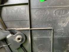 Обшивка боковой двери Kia Rio