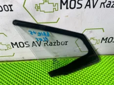 Стекло двери Baic U5 PLUS