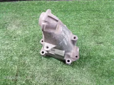 кронштейн опоры двигателя Mercedes-Benz E-Class, C-Class