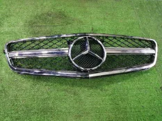 решетка радиатора Mercedes-Benz C-Class
