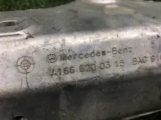 Консоль Mercedes-Benz GLE-Class