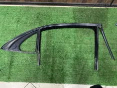Уплотнитель стекла Mercedes-Benz S-Class