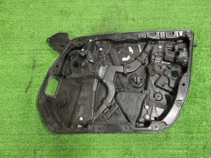 стеклоподъемник Mercedes-Benz E-Class