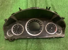 щиток приборов Mercedes-Benz E-Class