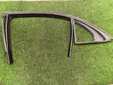 Уплотнитель стекла Mercedes-Benz S-Class