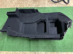 Обшивка багажника Mercedes-Benz E-Class