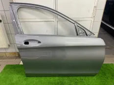 дверь Mercedes-Benz C-Class