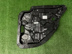 стеклоподъемник Mercedes-Benz C-Class