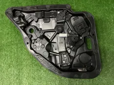 стеклоподъемник Mercedes-Benz C-Class