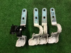 Петля крышки багажника Mercedes-Benz GLE-Class, GLS-Class, M-Class, GL-Class
