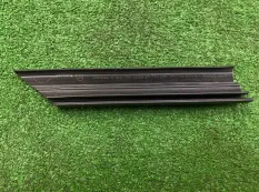 Уплотнитель стекла Mercedes-Benz E-Class