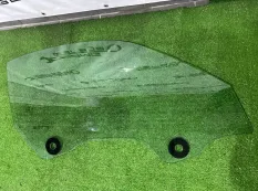 Стекло двери Porsche 911