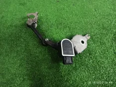Датчик уровня кузова Mercedes-Benz E-Class