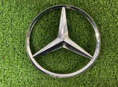 Эмблема крышки багажника Mercedes-Benz GLS-Class