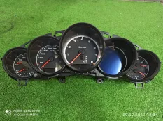 щиток приборов Porsche Panamera