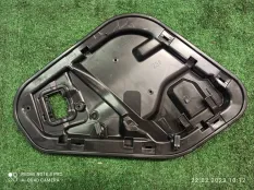 Накладка двери Mercedes-Benz E-Class