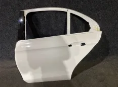 дверь Mercedes-Benz E-Class