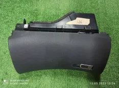 Бардачок Mercedes-Benz E-Class