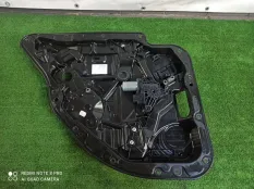 стеклоподъемник Mercedes-Benz C-Class