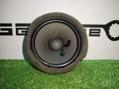 Динамик Mercedes-Benz C-Class