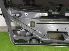 крышка багажника Mercedes-Benz C-Class