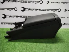 подлокотник Mercedes-Benz C-Class