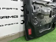 дверь Mercedes-Benz G-Class