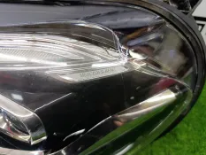 фара Mercedes-Benz X-Class