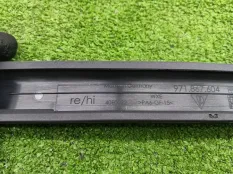 Обшивка рамки стекла Porsche Panamera